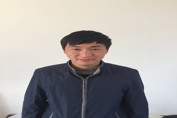 汪保安（官桥镇彭林村扶贫工作队副队长）_副本.jpg