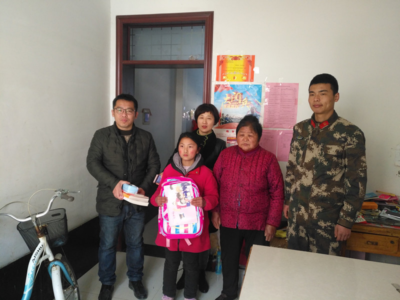 F207A36F8E9BCD2AFB4F0AC936EF8569_副本.jpg