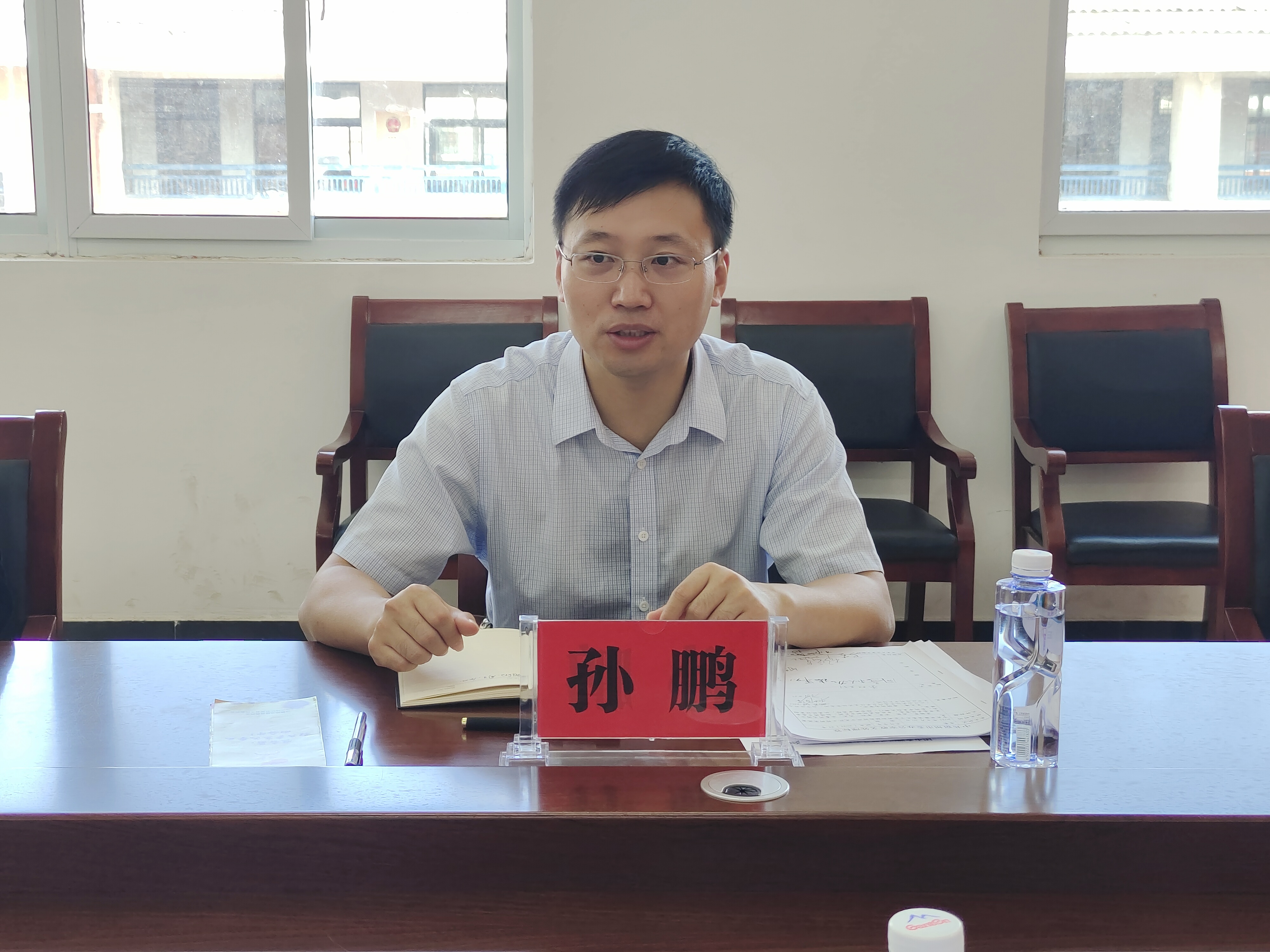 团市委副书记、市少工委主任孙鹏参加座谈会并讲话.jpg