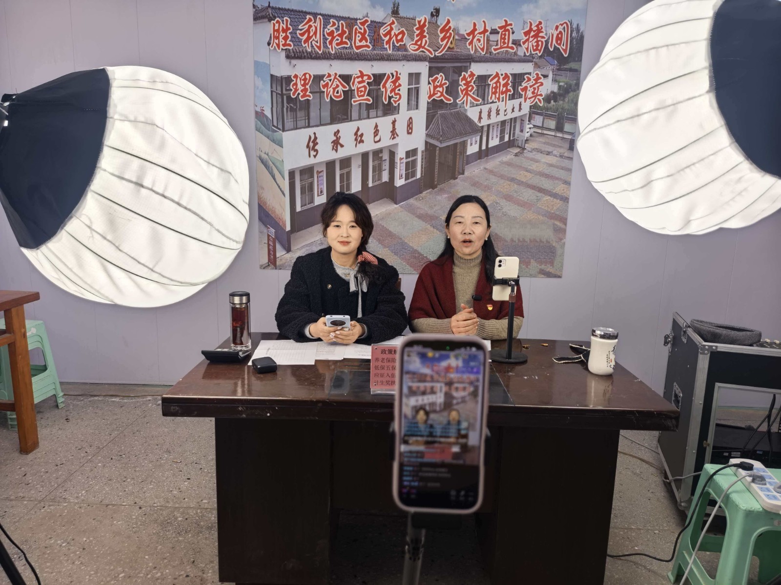 小镜头02.jpg 小镜头02.jpg